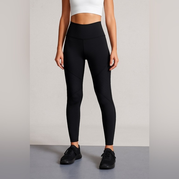 Aerie Chill. Play. Move. Black Mesh Panel Leggings - Size M - Picture 1 of 12